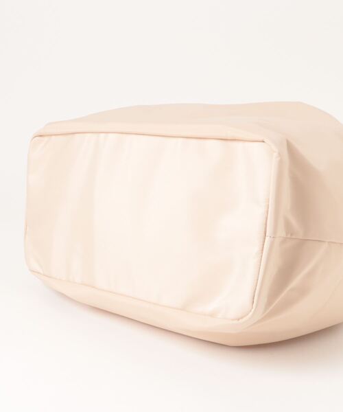 VIBGYOR Women(ヴィブジョー ウィメン)の「【urge select】シンプル ナイロン ショルダーバック/トートバッグ【サイズ収納可能】(ショルダーバッグ・レディース・イエロー/ライトベージュ/グリーン・FREE)」の11枚目の写真