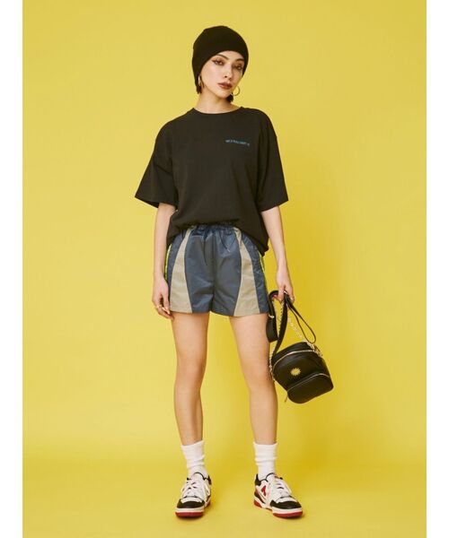 EVRIS(エヴリス)の「サイドライントラックショートパンツ(その他パンツ・レディース・ネイビー/ホワイト・FREE)」の7枚目の写真