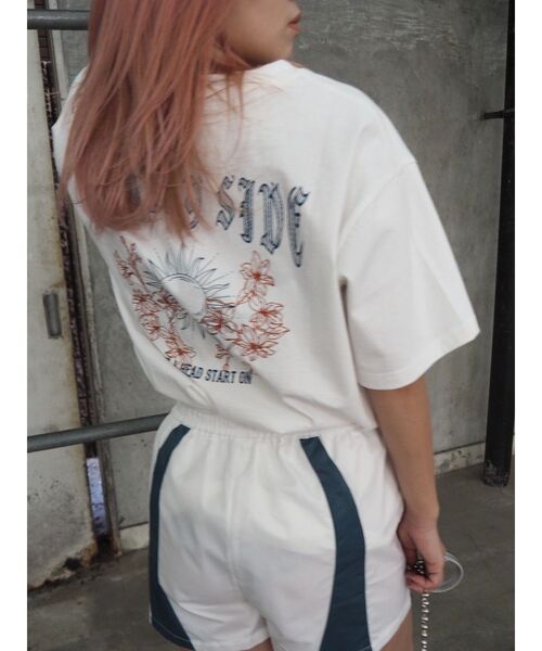 EVRIS(エヴリス)の「サイドライントラックショートパンツ(その他パンツ・レディース・ネイビー/ホワイト・FREE)」の16枚目の写真