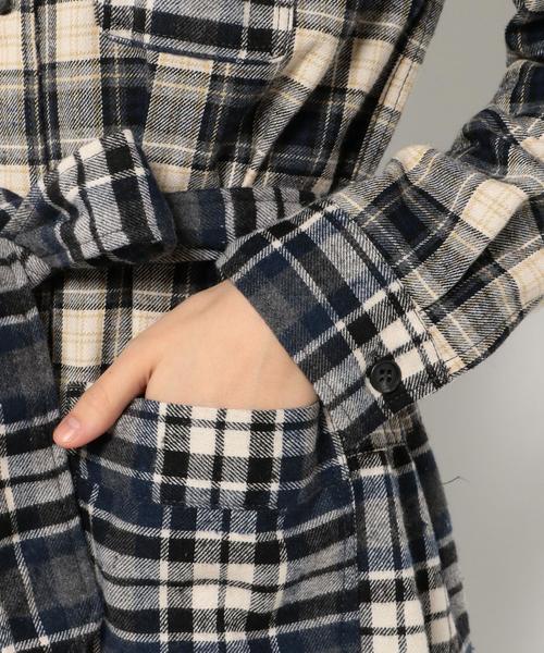 Another Edition（アナザーエディション）の「★★2チェックロングシャツ　ネイビー/AEBC 2CHK LONG SHT　ＮＹ（カーディガン/ボレロ・レディース・ネイビー・フリー）」の11枚目の写真