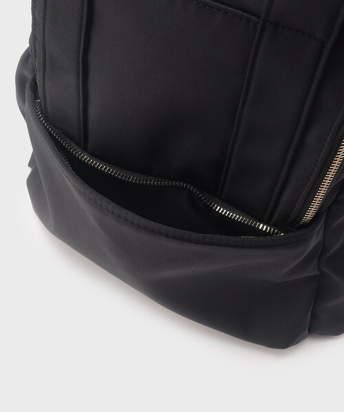 OPAQUE.CLIP（オペークドットクリップ）の「◆【撥水加工】マルチポケットカジュアルリュックサック（バックパック/リュック・レディース・ブラック/グレー・00）」の11枚目の写真