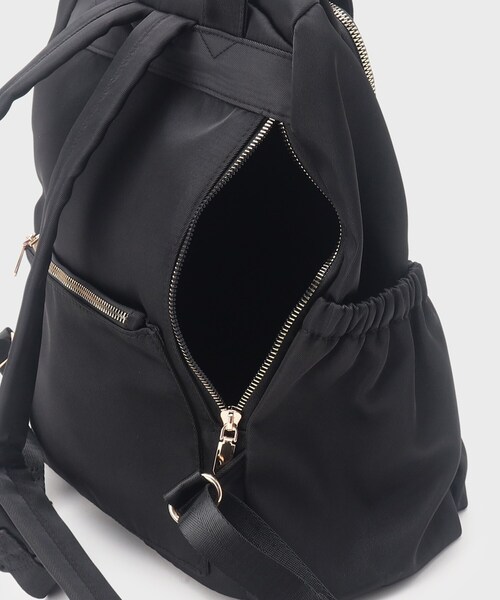 OPAQUE.CLIP（オペークドットクリップ）の「◆【撥水加工】マルチポケットカジュアルリュックサック（バックパック/リュック・レディース・ブラック/グレー・00）」の9枚目の写真