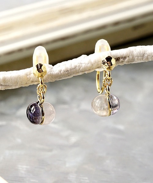itam（アイタム）の「【itam】アイタム/ 天然石NATURAL STONE 2STONES ブラス ノンホールピアス（イヤリング・レディース・パープル系その他/グリーン系その他/オレンジ系その他/ホワイト系その他/ブルー系その他・FREE）」の2枚目の写真