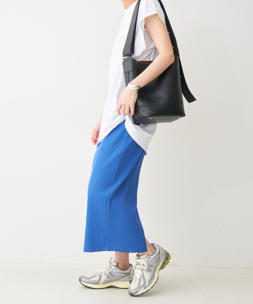 Spick & Span（スピックアンドスパン）の「≪一部店舗+WEB限定≫NEW BALANCE / ニューバランス 1906R M1906RRD（スニーカー・レディース・グレー・22.5cm/23cm/23.5cm/24cm/24.5cm/25cm）」の3枚目の写真