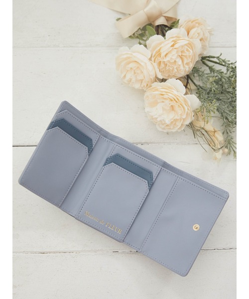 Maison de FLEUR（メゾンドフルール）の「EC限定ダブルリボンビジュー