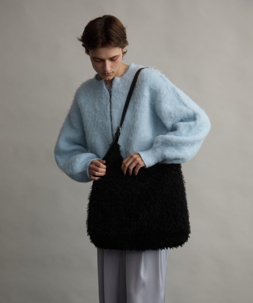 Aunt Marie's（アントマリーズ）の「ボアレザーハンドルBAG/A4・ノートパソコン収納可（ハンドバッグ・レディース・ブラック/グレイッシュベージュ/モカ・FREE）」の10枚目の写真