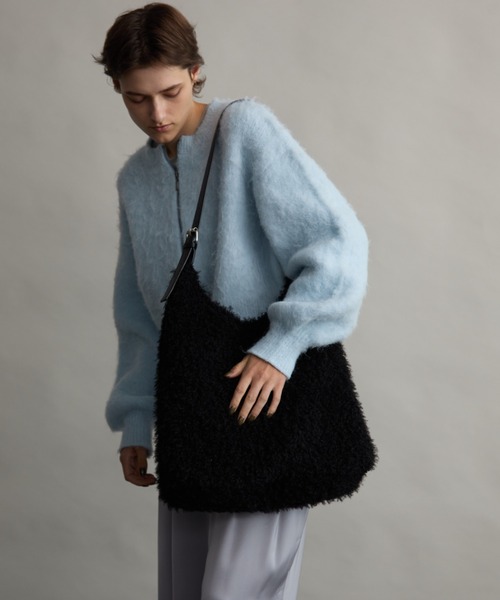 Aunt Marie's（アントマリーズ）の「ボアレザーハンドルBAG/A4・ノートパソコン収納可（ハンドバッグ・レディース・ブラック/グレイッシュベージュ/モカ・FREE）」の11枚目の写真