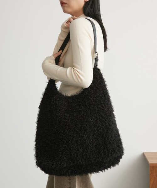 Aunt Marie's（アントマリーズ）の「ボアレザーハンドルBAG/A4・ノートパソコン収納可（ハンドバッグ・レディース・ブラック/グレイッシュベージュ/モカ・FREE）」の18枚目の写真