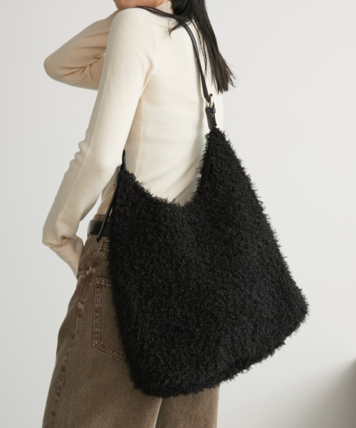 Aunt Marie's（アントマリーズ）の「ボアレザーハンドルBAG/A4・ノートパソコン収納可（ハンドバッグ・レディース・ブラック/グレイッシュベージュ/モカ・FREE）」の17枚目の写真