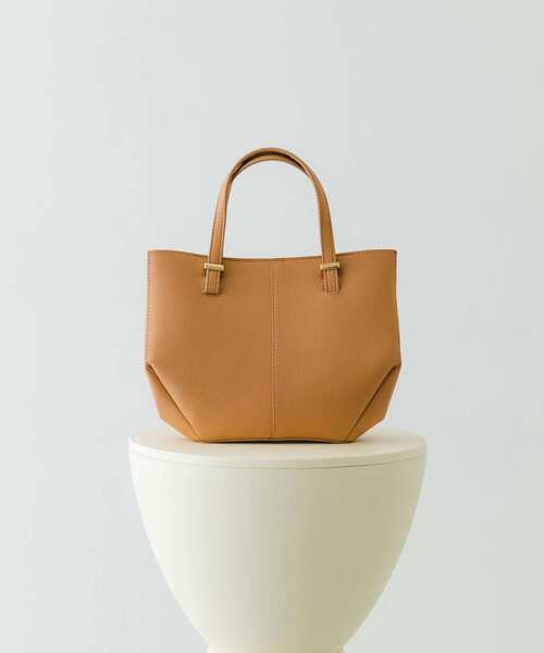 RODE SKO(ロデスコ)の「ラウンドミニバッグ(ショルダーバッグ・レディース・ベージュ/ブラック・ONE)」の22枚目の写真