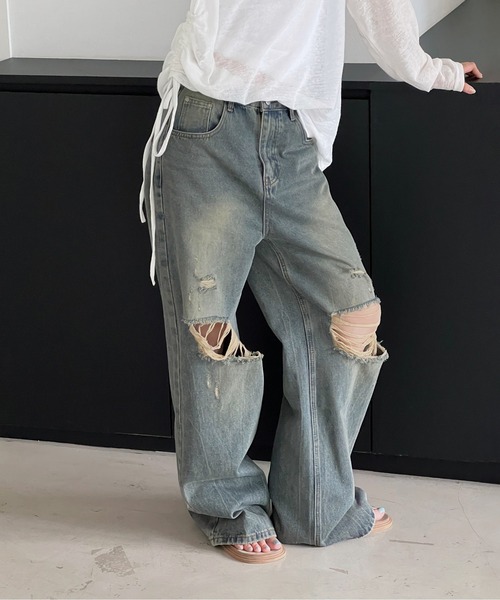 by muni:r（バイ ムニール）の「ヴィンテージダメージデニムワイドパンツ（デニムパンツ・レディース・ライトブルー/ブラック/ブルー・MEDIUM/SMALL）」の22枚目の写真