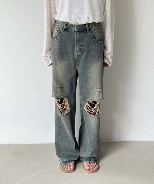 by muni:r（バイ ムニール）の「ヴィンテージダメージデニムワイドパンツ（デニムパンツ・レディース・ライトブルー/ブラック/ブルー・MEDIUM/SMALL）」の15枚目の写真