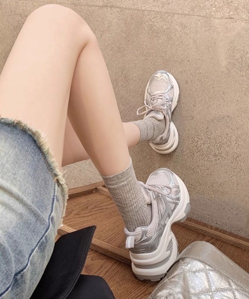 Sibra（シブラ）の「バイカラー メッシュ ドッキング 厚底 ダッド スニーカー  【約6.5cmソール】（スニーカー・レディース・シルバー/ホワイト・S/M/L）」の19枚目の写真