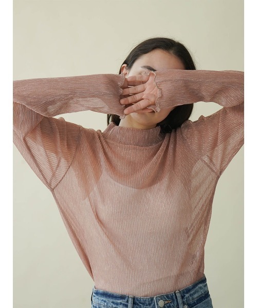 FIKA.(フィーカ)の「Shiny sheer top(Tシャツ/カットソー・レディース・ブラック/ピンク系その他2/ベージュ・FREE)」の3枚目の写真