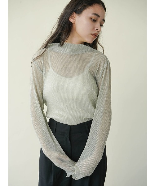 FIKA.(フィーカ)の「Shiny sheer top(Tシャツ/カットソー・レディース・ブラック/ピンク系その他2/ベージュ・FREE)」の4枚目の写真