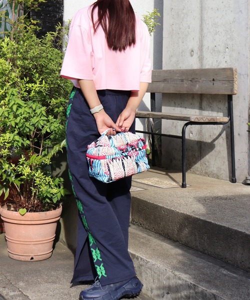 moyan ecri（モヤン エクリ）の「<moyan ecri>QUILT BOX BAG（ハンドバッグ・レディース・スカイブルー/パープル/ブルー系その他/コーラル・FREE）」の22枚目の写真
