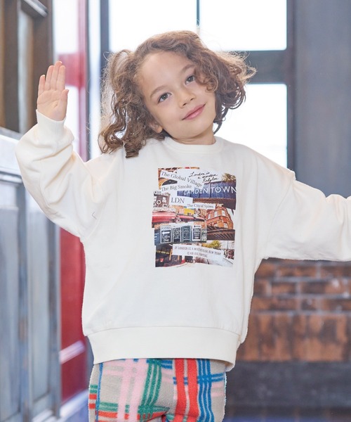 Life Support Products（ライフサポートプロダクツ）の「ビッグシルエットフォトプリントトレーナー（スウェット・キッズ・ブラック系1/ホワイト系1/ホワイト系2/ブラック系2/ホワイト系3/ブラック系3・90/80/100/95/110/150/140/130/120）」の4枚目の写真