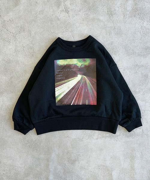 Life Support Products（ライフサポートプロダクツ）の「ビッグシルエットフォトプリントトレーナー（スウェット・キッズ・ブラック系1/ホワイト系1/ホワイト系2/ブラック系2/ホワイト系3/ブラック系3・90/80/100/95/110/150/140/130/120）」の15枚目の写真
