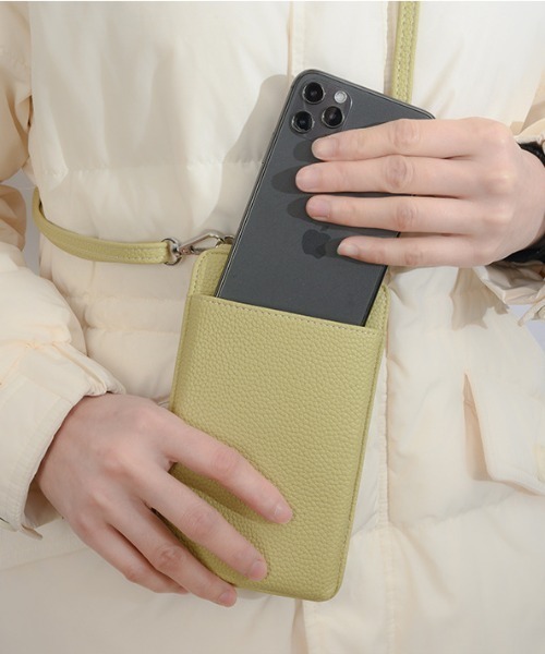 Coo+i（クーイ）の「スマホショルダー  スマホポーチ カード小物収納（ショルダーバッグ・レディース・ベージュ/ブラウン/グリーン/ブラック・FREE）」の4枚目の写真