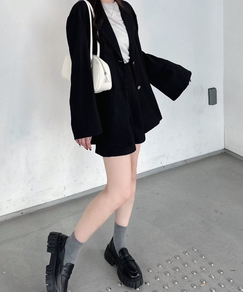 Delfy》ダーツショートパンツ セットアップ可能（その他パンツ