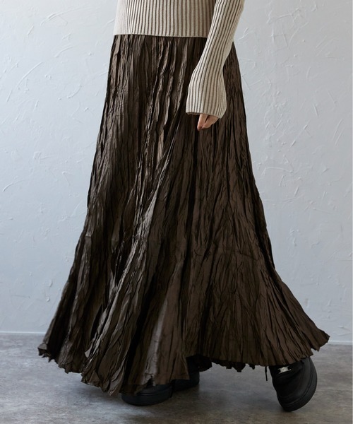 ap retro（アプレトロ）の「ワッシャーロングスカート（スカート・レディース・グレー/チャコールグレー/ブラック/カーキ/モカ/ネイビー/ベージュ・FREE）」の4枚目の写真