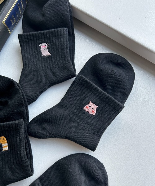 WEGO（ウィゴー）の「WEGO/アニマル刺繍アンクル底パイルソックス（ソックス/靴下・レディース・その他5/その他1/その他8/その他7/その他6/その他9/その他10/その他11/その他12/その他13/その他14/その他15/その他16/その他17/その他18/その他20/その他19・23-25cm）」の3枚目の写真