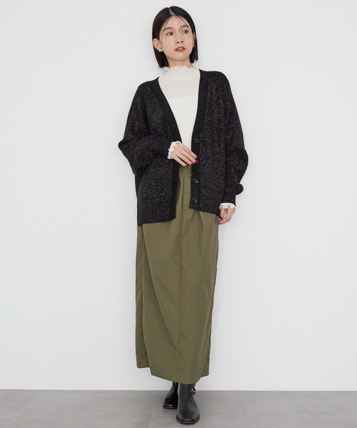 AMERICAN HOLIC(アメリカンホリック)の「バイパチラメ入リVネック片畦ニットカーディガン(カーディガン/ボレロ・レディース・アイボリー/ブラック/ライトグレー系2/ブラウン・M/L)」の18枚目の写真