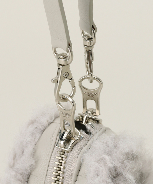 LOW CLASSIC(ロウ クラシック)の「LOW CLASSIC/ロウ クラシック TRAIANGLE BAG LW244BA02(ショルダーバッグ・レディース・ライトグレー・FREE)」の7枚目の写真