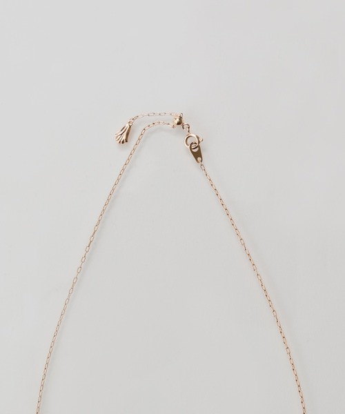 Phoebe(フィービィー)の「【金属アレルギー対応/長さ調節可能】ラディアンスビジューYラインネックレス/Y字/最大全長:47cm/ニッケルフリー(ネックレス・レディース・イエローゴールド/シャンパン・FREE)」の9枚目の写真