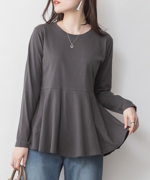 LARU(ラルー)の「裾フレア 長袖 カットソー(Tシャツ/カットソー・レディース・ブラック/オフホワイト/チャコールグレー・M-L)」の1枚目の写真