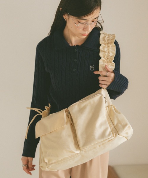 VANNIE U（ヴァニーユー）の「アウトポケットドロストショルダーバッグ（ショルダーバッグ・レディース・アイボリー/ブラック・FREE）」の14枚目の写真