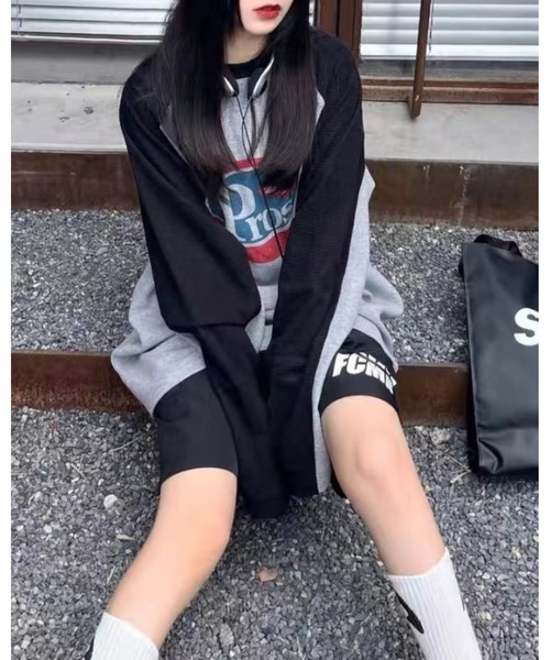FUNdaysion(ファンデイション)の「袖配色ロゴプリントルーズワッフルトップス(Tシャツ/カットソー・レディース・グレー・M)」の8枚目の写真