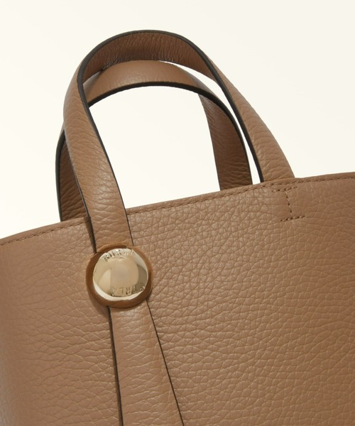 【土日限定値下げ】美品　FURLA ボディーバック org.jpg
