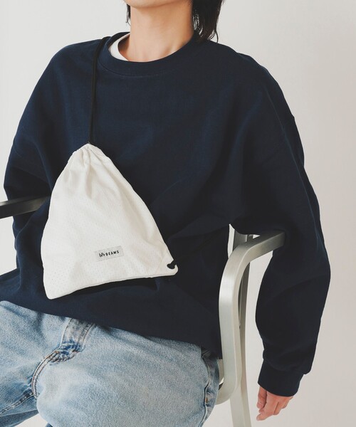 bpr BEAMS（ビーピーアール ビームス ）の「パンチング ドローストリング バッグ（ショルダーバッグ・レディース・ブラック/ブルー/ベージュ/ピンク/ホワイト・ONE SIZE）」の2枚目の写真