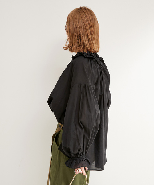 B.C STOCK(ベーセーストック)の「《追加》フリルブラウス(シャツ/ブラウス・レディース・ブラック/ホワイト/ベージュ系その他・FREE)」の8枚目の写真