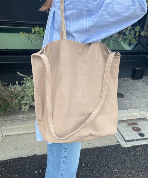 Morphee（モルフェ）の「【Morphee / モルフェ】3WAY　LARGE TOTE　レザートートバッグ（トートバッグ・レディース・グレイッシュベージュ/ブラック・フリー）」の3枚目の写真