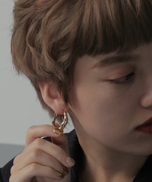 【ORLEAN】 ニュアンスウェーブワンタッチピアス