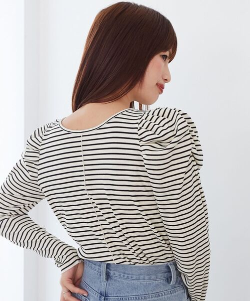 MAJESTIC LEGON（マジェスティックレゴン）の「クルーネックパワショルトップス（Tシャツ/カットソー・レディース・ブラック/アイボリー/ホワイト系その他2・MEDIUM）」の18枚目の写真