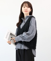 Aletta vita（アレッタビータ）の「フェザーヤーンVネックニットベスト（ベスト）」