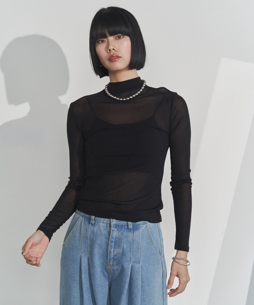 Solace(ソレイス)の「ベーシックシアーハイネックトップス(Tシャツ/カットソー・レディース・ブラック/アイボリー・FREE)」の16枚目の写真