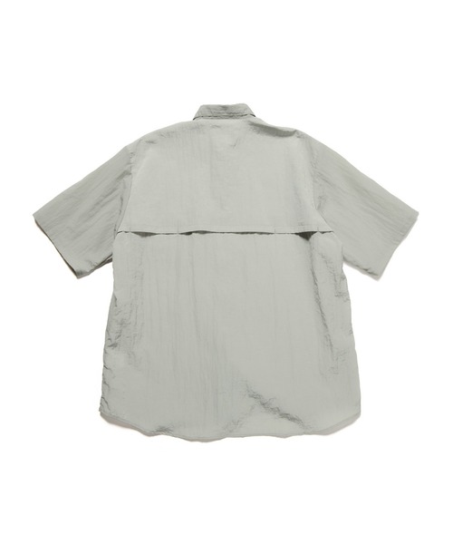 uniform experiment(ユニフォームエクスペリメント)の「CRYSTAL NYLON VENTILATION SHIRT(シャツ/ブラウス・メンズ・ネイビー/イエロー/ブラック/グレー・1/2/3/4)」の19枚目の写真