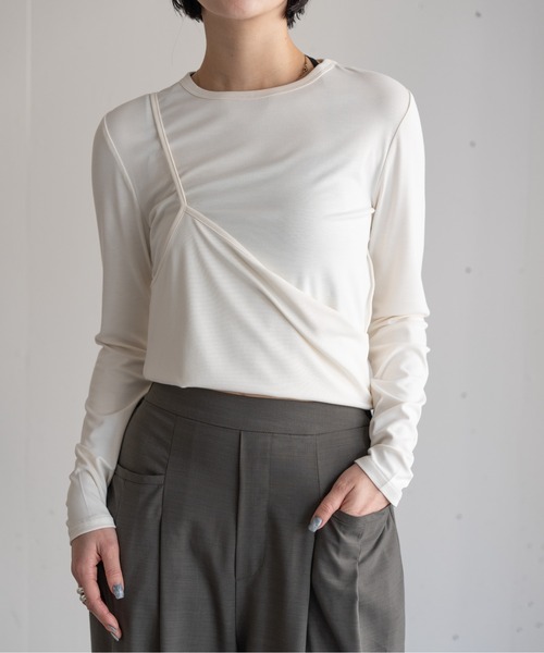 hwyl(ヒュイル)の「2WAYロングTシャツ(Tシャツ/カットソー・レディース・アイボリー/ブラック・FREE)」の2枚目の写真