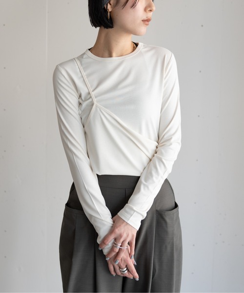 hwyl(ヒュイル)の「2WAYロングTシャツ(Tシャツ/カットソー・レディース・アイボリー/ブラック・FREE)」の8枚目の写真
