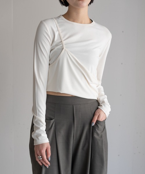 hwyl(ヒュイル)の「2WAYロングTシャツ(Tシャツ/カットソー・レディース・アイボリー/ブラック・FREE)」の9枚目の写真