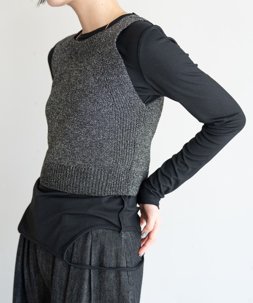 hwyl(ヒュイル)の「2WAYロングTシャツ(Tシャツ/カットソー・レディース・アイボリー/ブラック・FREE)」の16枚目の写真