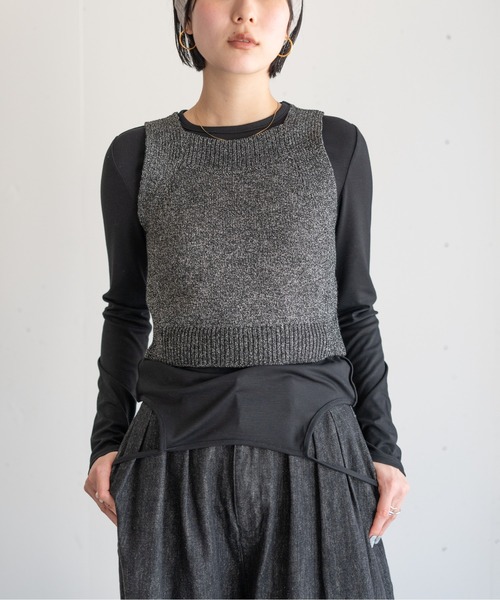 hwyl(ヒュイル)の「2WAYロングTシャツ(Tシャツ/カットソー・レディース・アイボリー/ブラック・FREE)」の17枚目の写真
