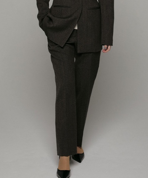 ETRE TOKYO（エトレトウキョウ）の「SANTEセンタークリーステーパードパンツ（スラックス・レディース・ブラック/グレー・M/S）」の8枚目の写真