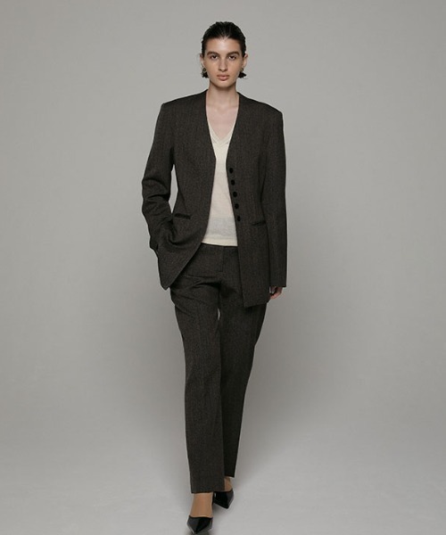 ETRE TOKYO（エトレトウキョウ）の「SANTEセンタークリーステーパードパンツ（スラックス・レディース・ブラック/グレー・M/S）」の10枚目の写真