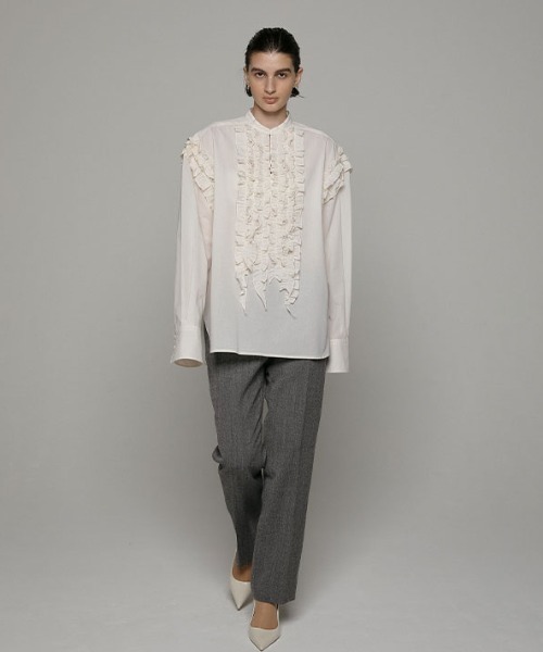 ETRE TOKYO（エトレトウキョウ）の「SANTEセンタークリーステーパードパンツ（スラックス・レディース・ブラック/グレー・M/S）」の3枚目の写真