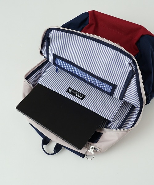 moz（モズ）の「moz(モズ) 軽量 撥水 A4サイズ収納 キャリーオン リュック ZZRK-02（バックパック/リュック・レディース・ブラック/トリコロール/アイボリー/グレイッシュブルー/キャメル・ONE SIZE）」の16枚目の写真